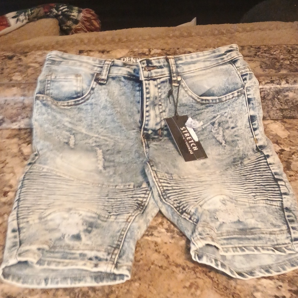 Boys denim jean shorts Denim Rivets Size 14 Urban Shorts - Picture 2 of 8
